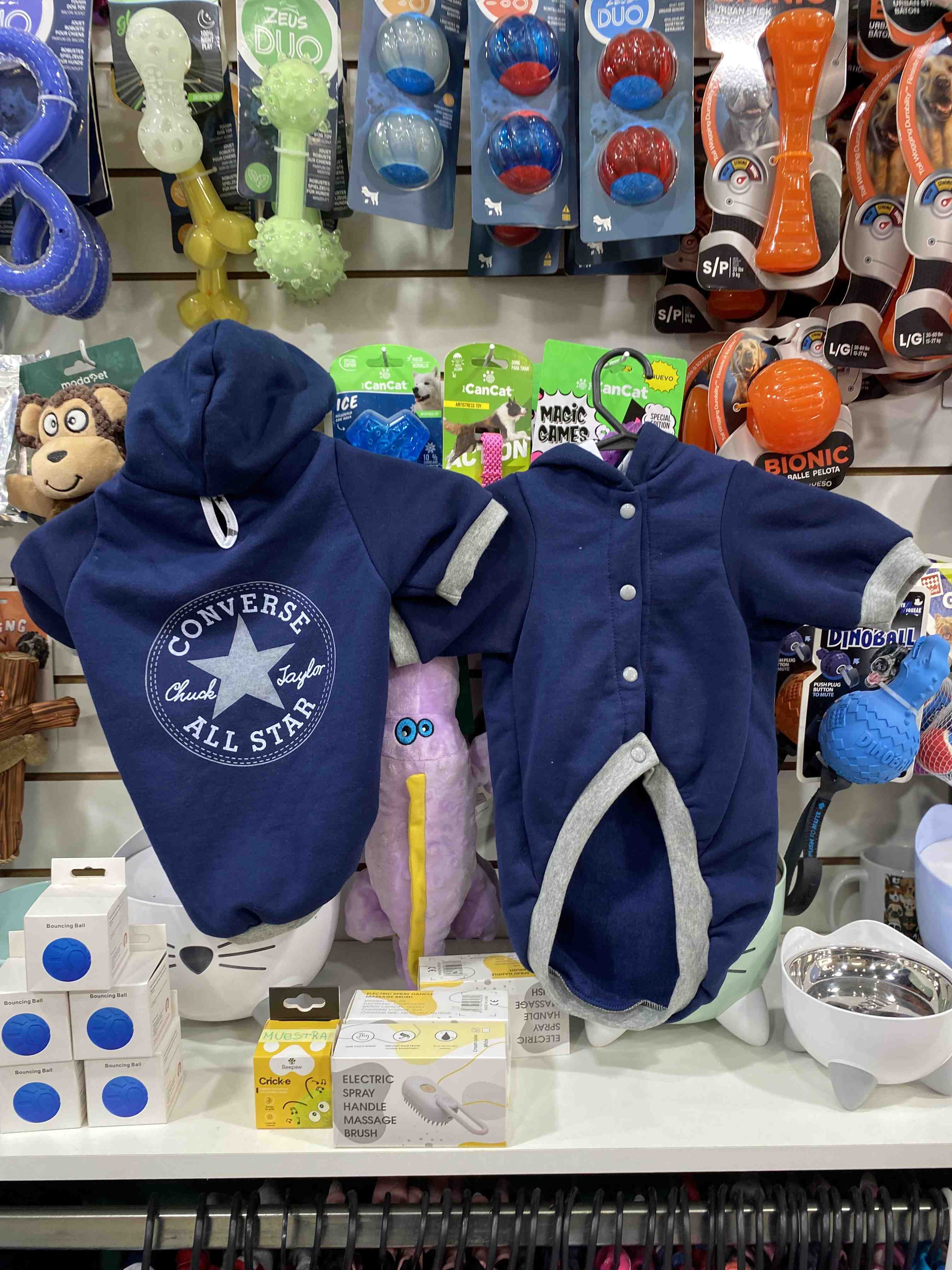 CAMPERA CONVERSE TALLE 4 