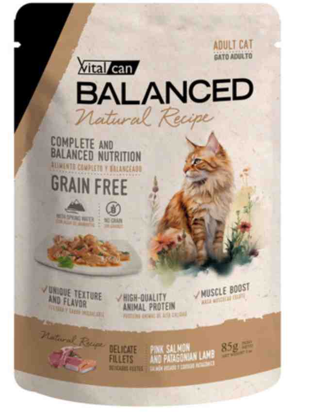 POUCH BALANCED NATURAL GATO ADULTO SALMON Y CORDERO X 85G